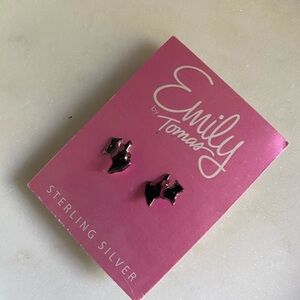𝅺emily by Tomas SS dog little girl earrings